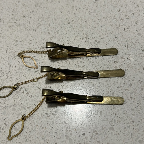 Vintage tie clips set of three - Picture 3 of 7
